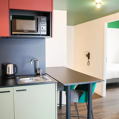 & 13 Porte D'italie 3* Paris